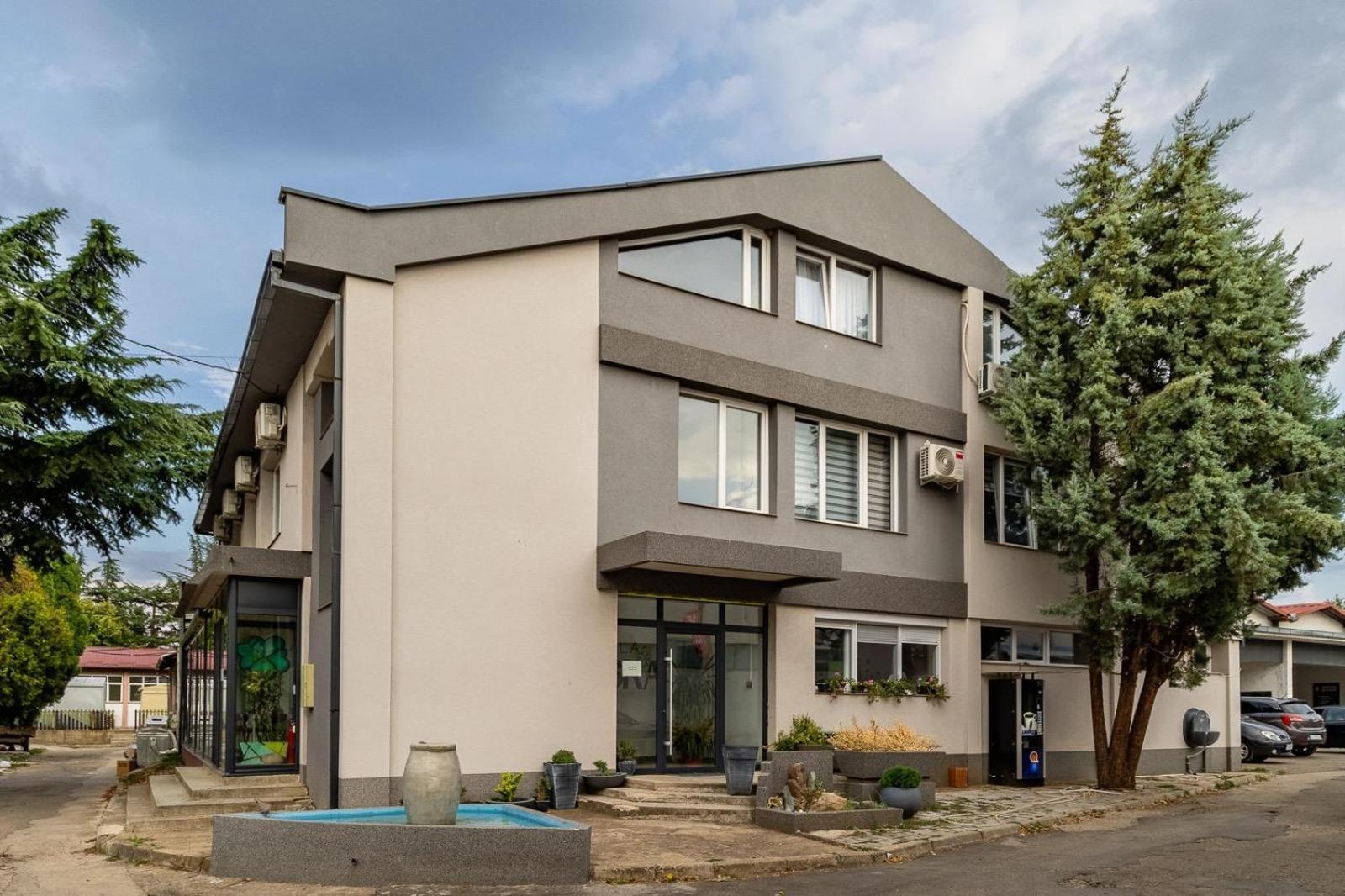Vila Oska Vinica Exterior photo